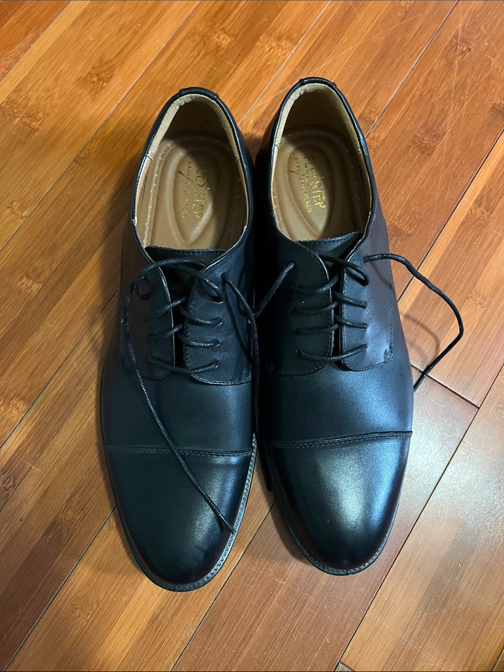 Men’s GH bass &co flex step Men's Black Leather Cap-Toe Oxford Dress Shoes 13